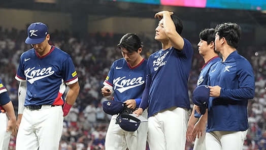 아무것도 못했다…WBC 한국, 도미니카에 0-10 콜드패