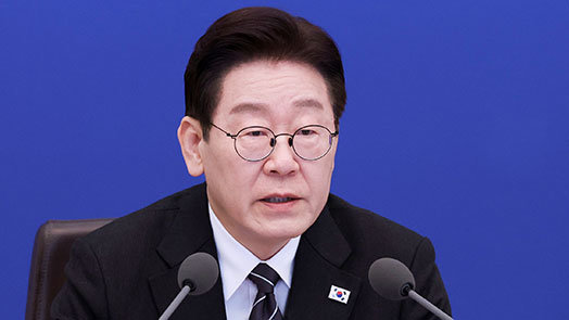 李 “정정래 대표가 발표했어요? 검찰개혁…이제 끝난건가”