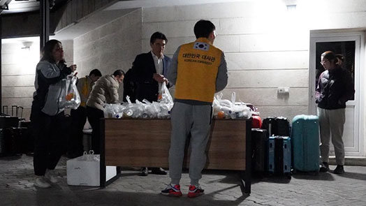 주이란대사관 23명에 1억 포상…“위험 무릅쓰고 국민 탈출 지원”