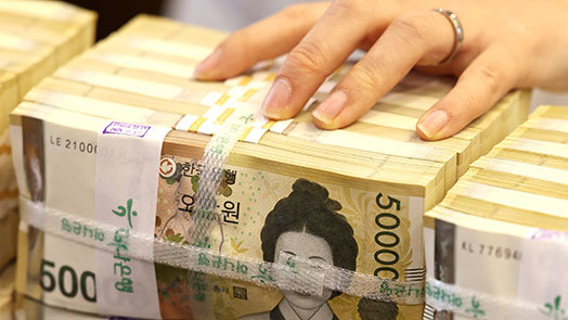‘로또 성과급’이 부른 기현상…“임원 승진보다 만년 부장이 승자”