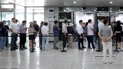 사전투표율 23.51% 역대 지선 최고…1050만명 선택 마쳤다