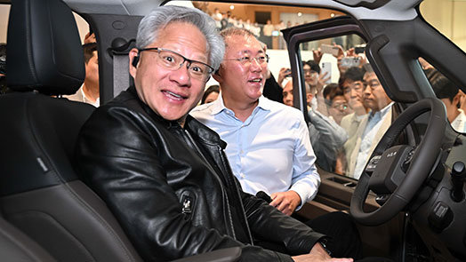 젠슨 황 행보 보니…‘K-제조 인프라의 엔비디아 편입’ 노렸다