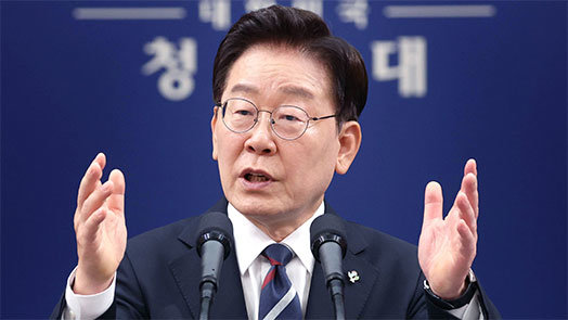 李대통령 “선관위 원포인트 개헌, 필요땐 대통령 발의”