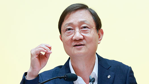 금감원장 “삼전닉스 레버리지, 드러누워서라도 막았어야”