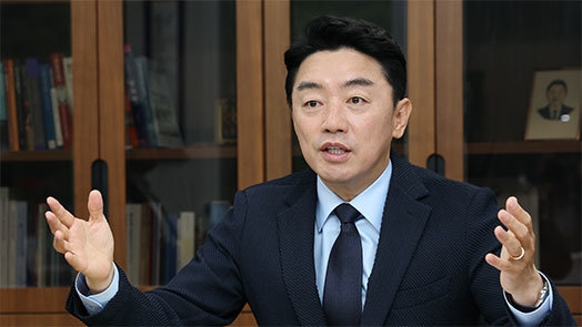 강훈식 “추가세수, 반도체 클러스터 전력-용수에 써야”
