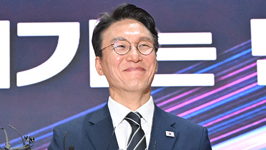 김민석, 與대표 출마선언서 정청래 직격…“자기정치에 당정 혼선”