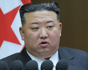 北 김정은 “반미연대 강화”… 헌법에 핵무력정책 명시