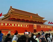 탄생 130년 ‘마오 정신’ 띄우는 中…불만 키울까 우상화는 경계