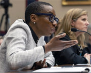 美유대계 ‘큰손’ 압박에… 하버드대 총장 결국 사임