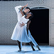 절제된 발레 vs 화려한 댄스… 로미오와 줄리엣 ‘2色 공연’