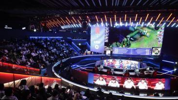 페이커가 뛰는 롤파크, ‘K미식’ PC방… 게임 성지 찾아오는 외국인들