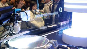 ‘AI 공장장’이 반도체 설계-제조 총괄… 숙련공 노하우도 익힌다