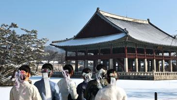 물가 상승·보호 인식 맞물려…세계유산 관람료 인상 도미노