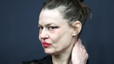 “‘재키’의 무용수는 갓 태어난 아기…순수함만 남기라 요구하죠”