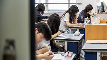 내신 1등급 학생의 비결…“학원보다 자습 우선, 오답 분석 철저히”