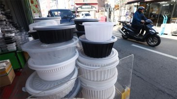 EU기준 맞춰 포장재 못 바꾸면, 라면 수출 못하는 시대 온다