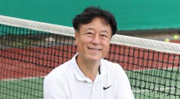 “‘이젠 스포츠 시대’라는 상사 말에 37년째 테니스 쳐요”
