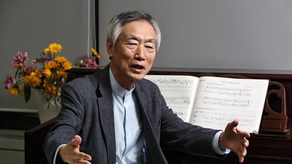 “‘케데헌’처럼, 전 세계서 불리는 한국적 캐럴도 나와야지요”