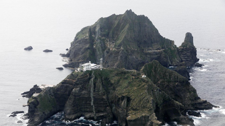아베 모친의 고조부, ‘독도 日 편입’ 설계자였다