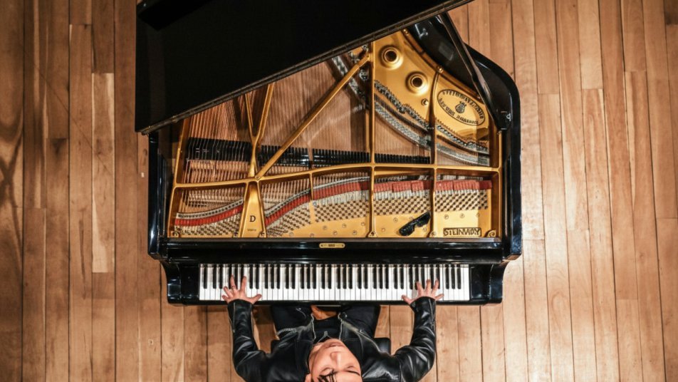 래퍼 창모, 세종대극장 입성…오케스트라와 ‘황제’ 무대 도전