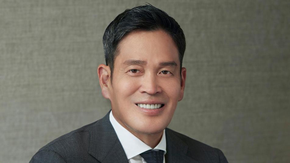 정용진 회장, 美 밴스 부통령 주최 만찬 참석차 출국