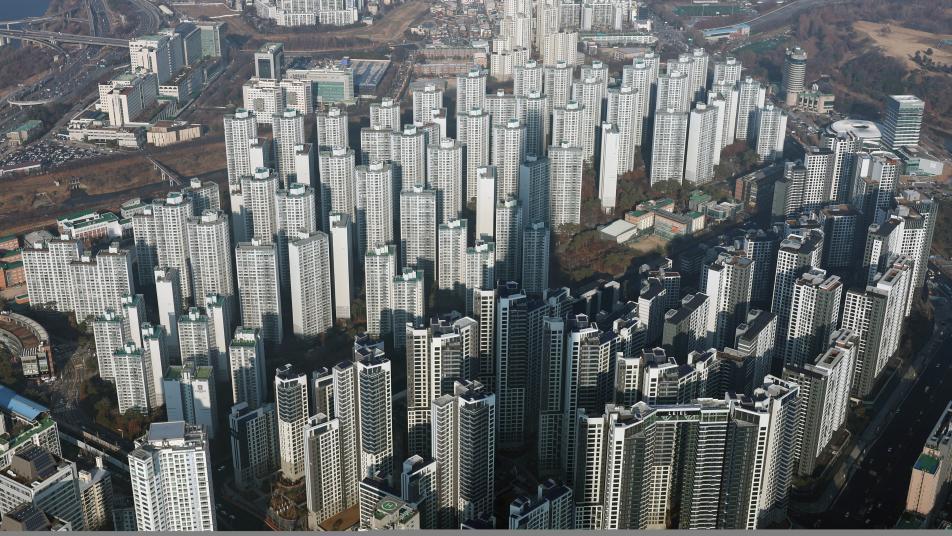 서울 집값 11월 0.77% 상승…매매 상승폭은 둔화