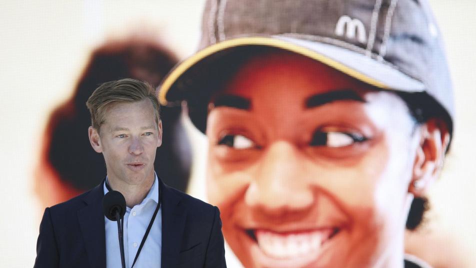 ‘커리어는 각자도생’…맥도날드 CEO의 직설이 건드린 불안