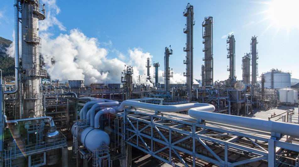 석유화학 ‘빅딜’ 막판 급물살…여천NCC-롯데케미칼 계획안 제출