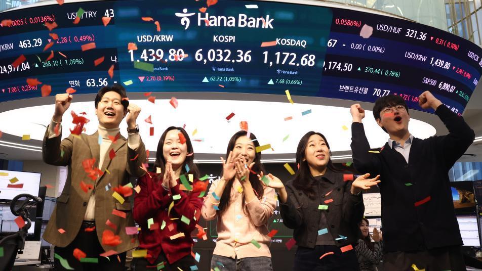 코스피 6000선 돌파…1000 뛰는데 한달밖에 안 걸려