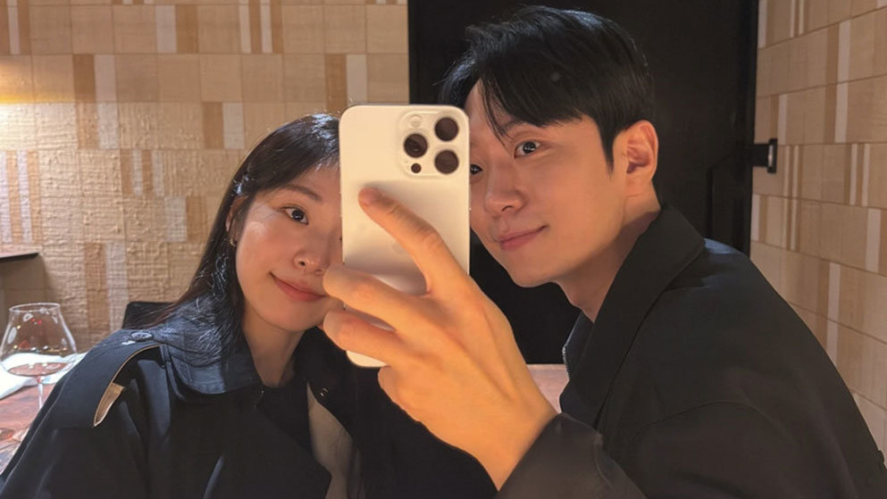 김연아♥고우림, 다정함 가득 데이트…훈훈 비주얼 부부