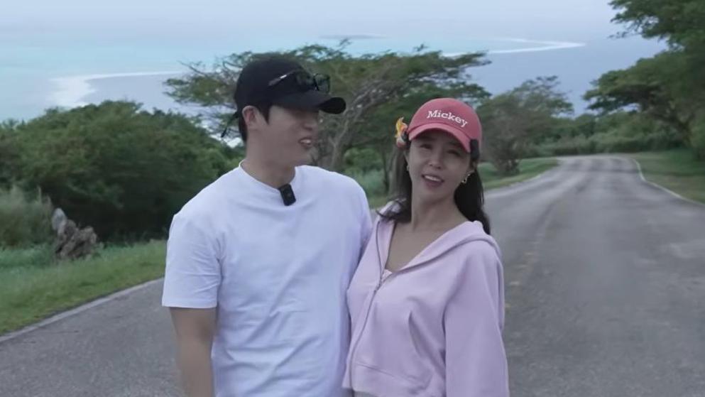 ‘상반기 결혼’ 신지·문원, 애정 과시…“엉덩이 그만 만져”