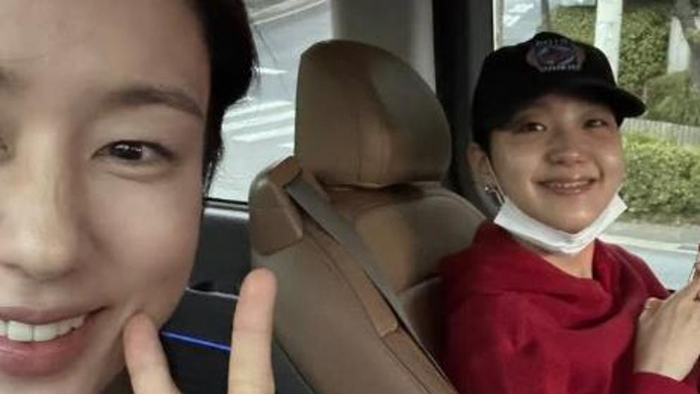 김고은 “사랑함” 공개 고백…한예종 동기 우정