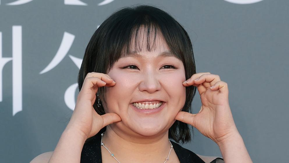 ‘극한 직업’ 무리했나…이수지 성대결절로 수술 예정