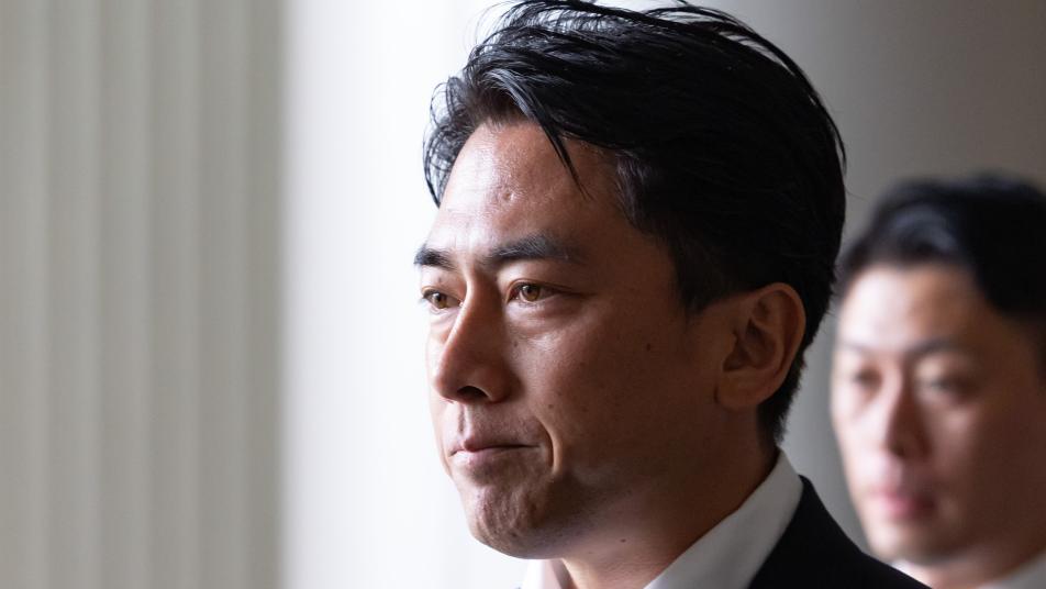 중일 갈등 속 고이즈미 방위상, 한국에 협조 통화 검토