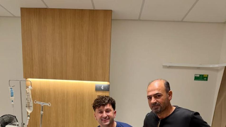 호주 총격범 제압한 시민 영웅, 후원금 24억원 받았다