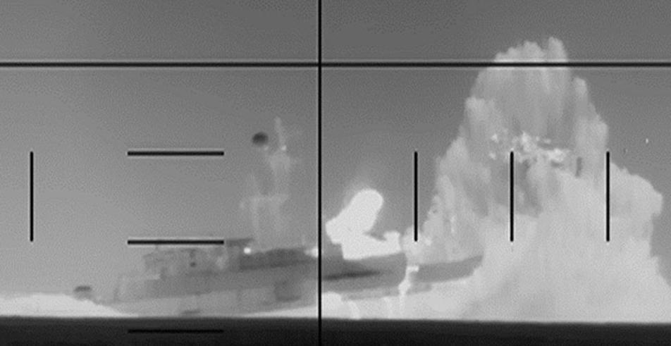 美, 2차대전 이후 첫 어뢰 공격… 침몰 이란 군함서 시신 87구 수습