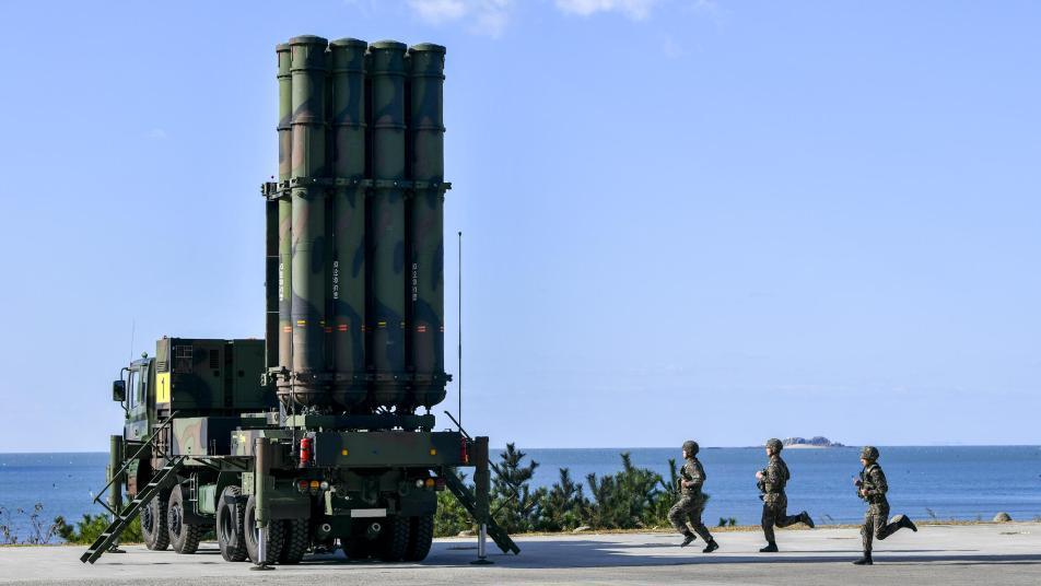 “UAE 요청 ‘천궁-2’ 유도탄 30기 8, 9일 인도”