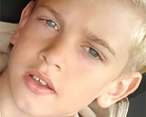 ‘기절 놀이’ 뇌사 英소년, 연명치료 중단으로 사망