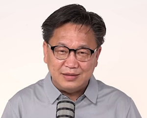 ‘차명투자의혹’ 존 리, 한 달만에 유튜브 등장 “투자 교육 계속”
