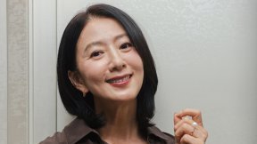 57세 김희애 “오래 버티니 좋은 날…옛날이면 뒷방에 있을텐데”