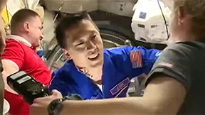 1600대 1 뚫은 한국계 우주인 조니 김, ISS 임무 시작