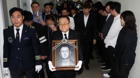 전유성, 눈물 속 영면…“무대 위의 혁신가이자 무대 뒤의 스승”