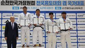 파리 은메달리스트 김민종, ‘신성’ 이승엽 꺾고 국가대표 선발전 우승