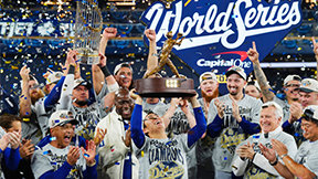 선발승 다음날, 9회말 또 구원등판… ‘낭만야구’ WS 찢었다