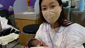 냉동배아로 前남편 아이 임신한 이시영, 딸 출산했다