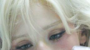 ‘응급처방 키트’에 적십자 로고…전소미 ‘글맆‘ 사과