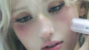 ‘응급처방 키트’에 적십자 로고…전소미 ‘글맆‘ 사과