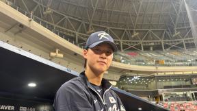 대표팀 데뷔전서 씩씩하게 던진 이호성, 일본도 잠재울까