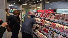 “한국 가면 꼭 사야해”…英보그가 인정한 K뷰티 제품 7가지