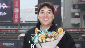 3번째 FA 김현수, LG 유니폼 벗고 KT에 둥지